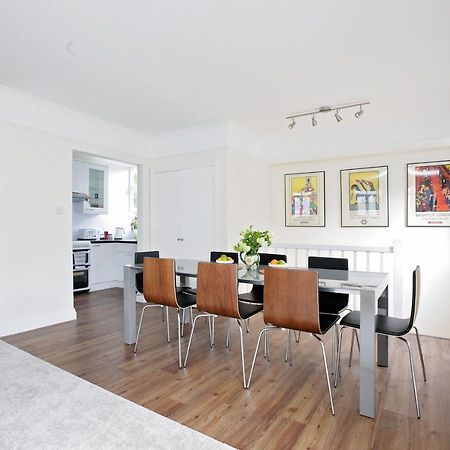 Fabulous Hyde Park Mews Apartment London W2 Mews Bagian luar foto