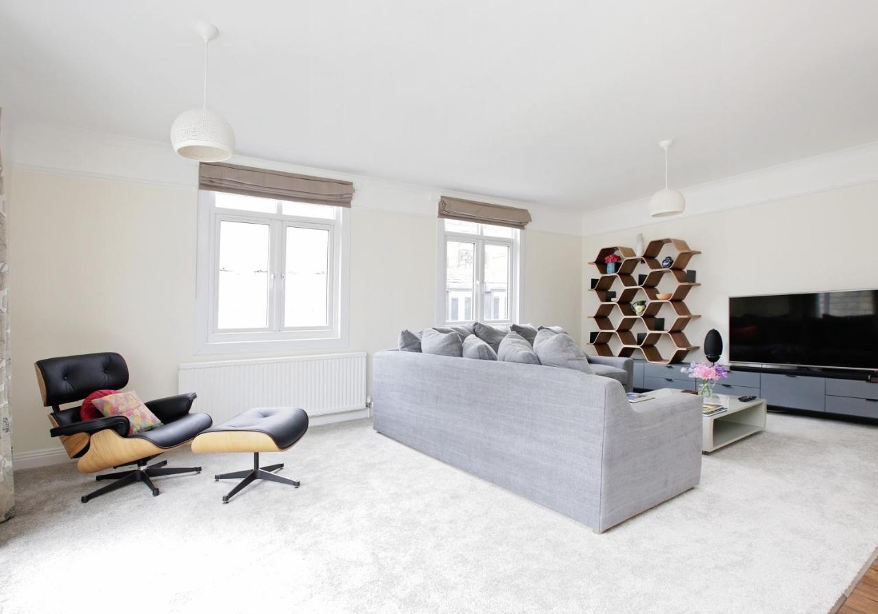 Fabulous Hyde Park Mews Apartment London W2 Mews Bagian luar foto