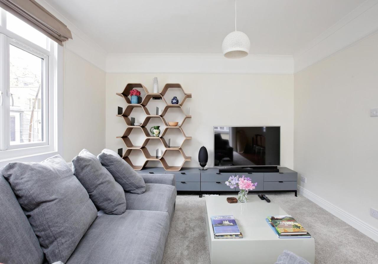 Fabulous Hyde Park Mews Apartment London W2 Mews Bagian luar foto